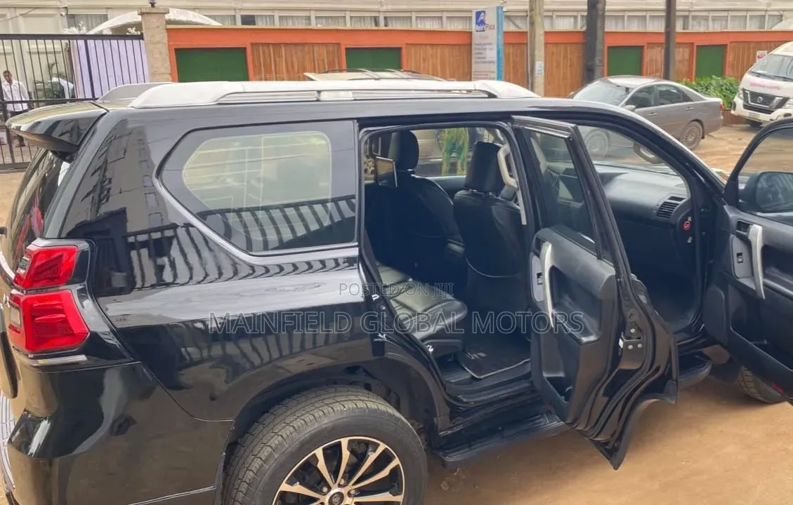 Toyota Land Cruiser Prado 2020 Black
