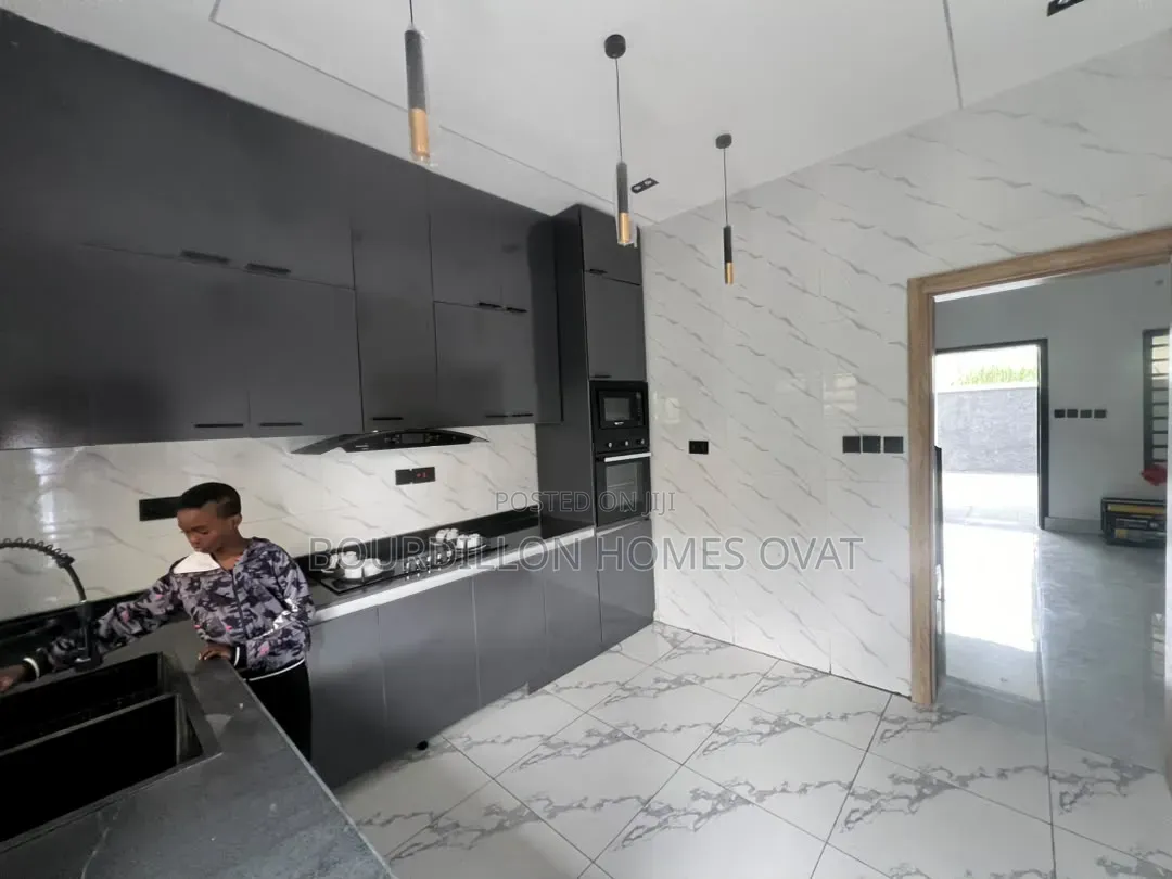 4bdrm Duplex in Lekki Palm City for sale