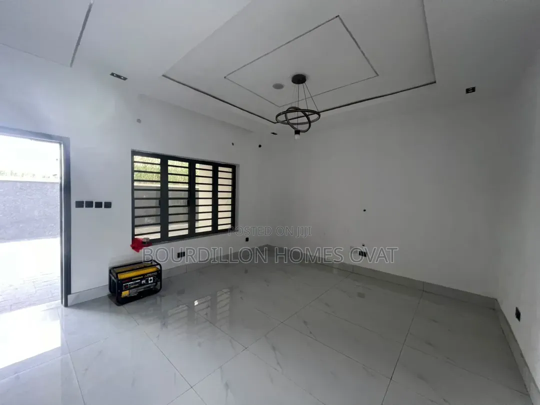 4bdrm Duplex in Lekki Palm City for sale