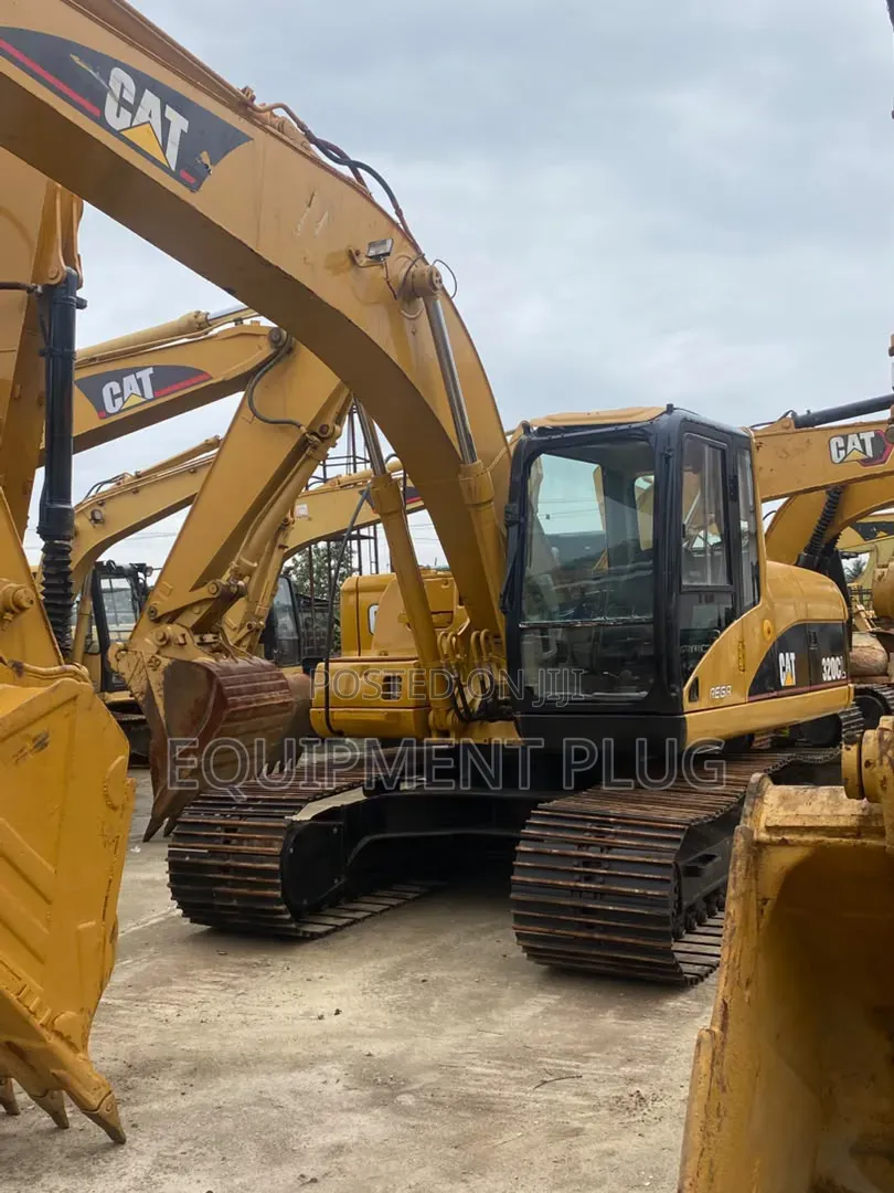 Caterpillar Escavator 320CL