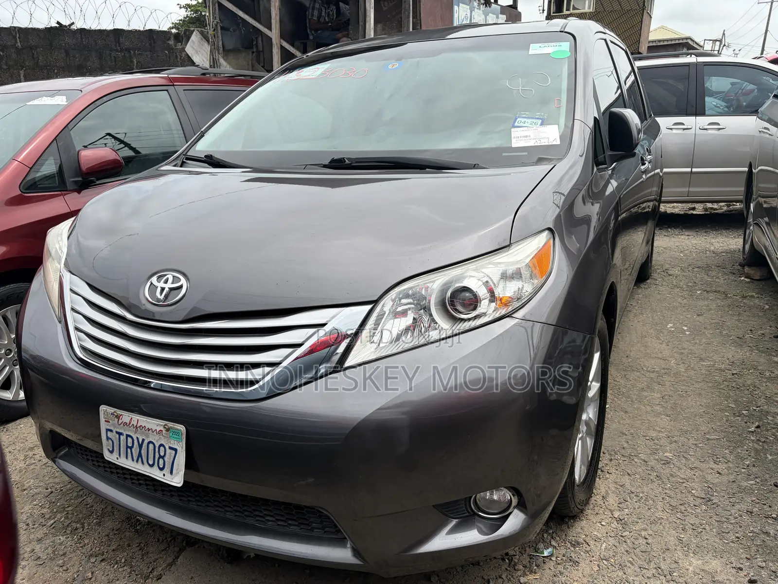 Toyota Sienna Limited FWD 7-Passenger 2013 Gray