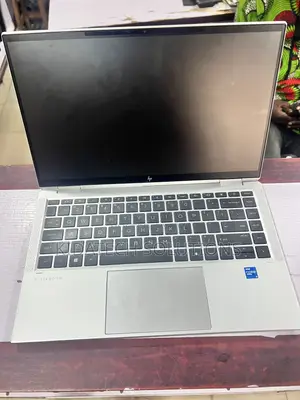 Laptop HP EliteBook 1040 G8 16GB Intel Core i5 SSD 512GB