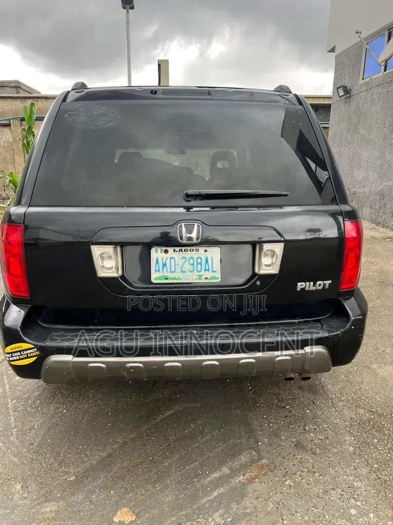 Honda Pilot 2005 Black