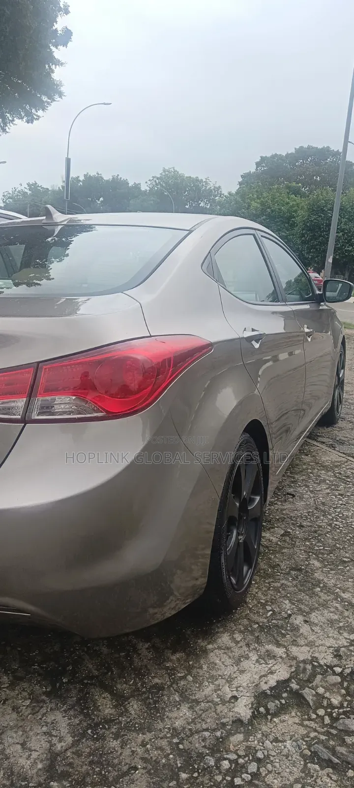 Hyundai Elantra 2012 Maroon