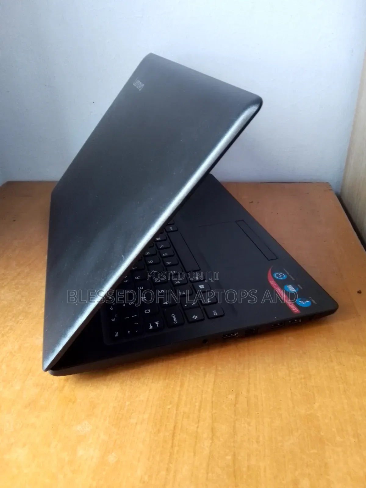 Laptop Lenovo IdeaPad 110 4GB Intel HDD 1T