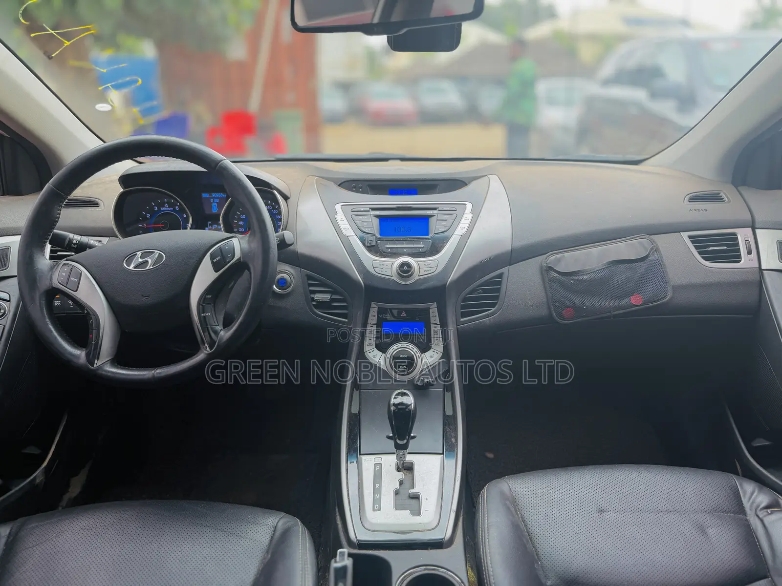 Hyundai Elantra GLS Sedan FWD (1.8L 4cyl 6M) 2013 White