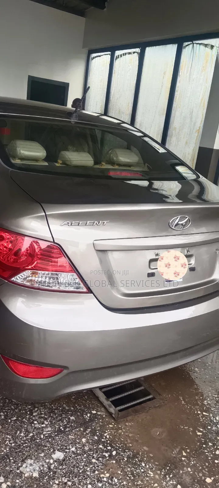 Hyundai Accent 2015 Burgundy