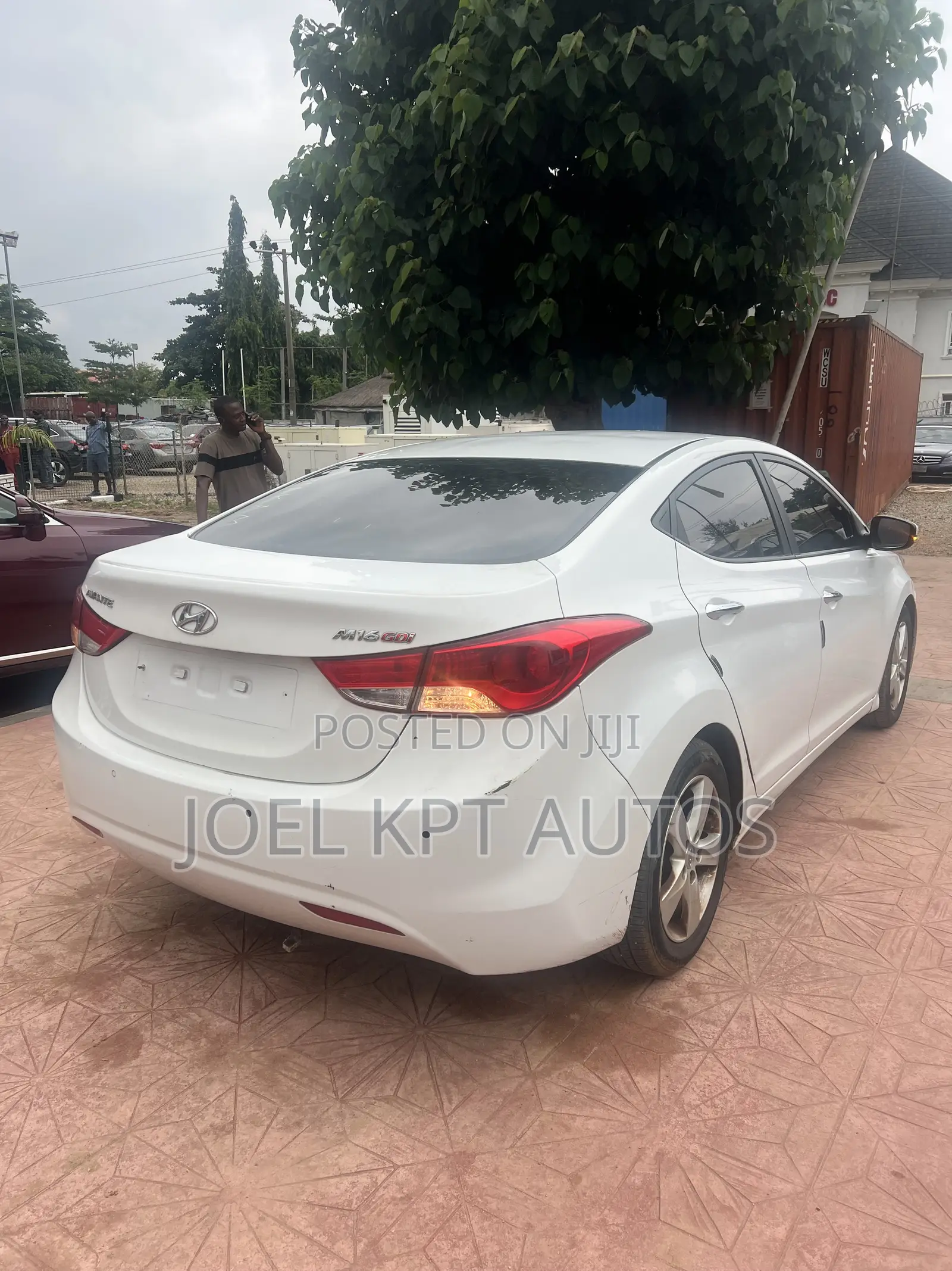 Hyundai Avante 2012 White