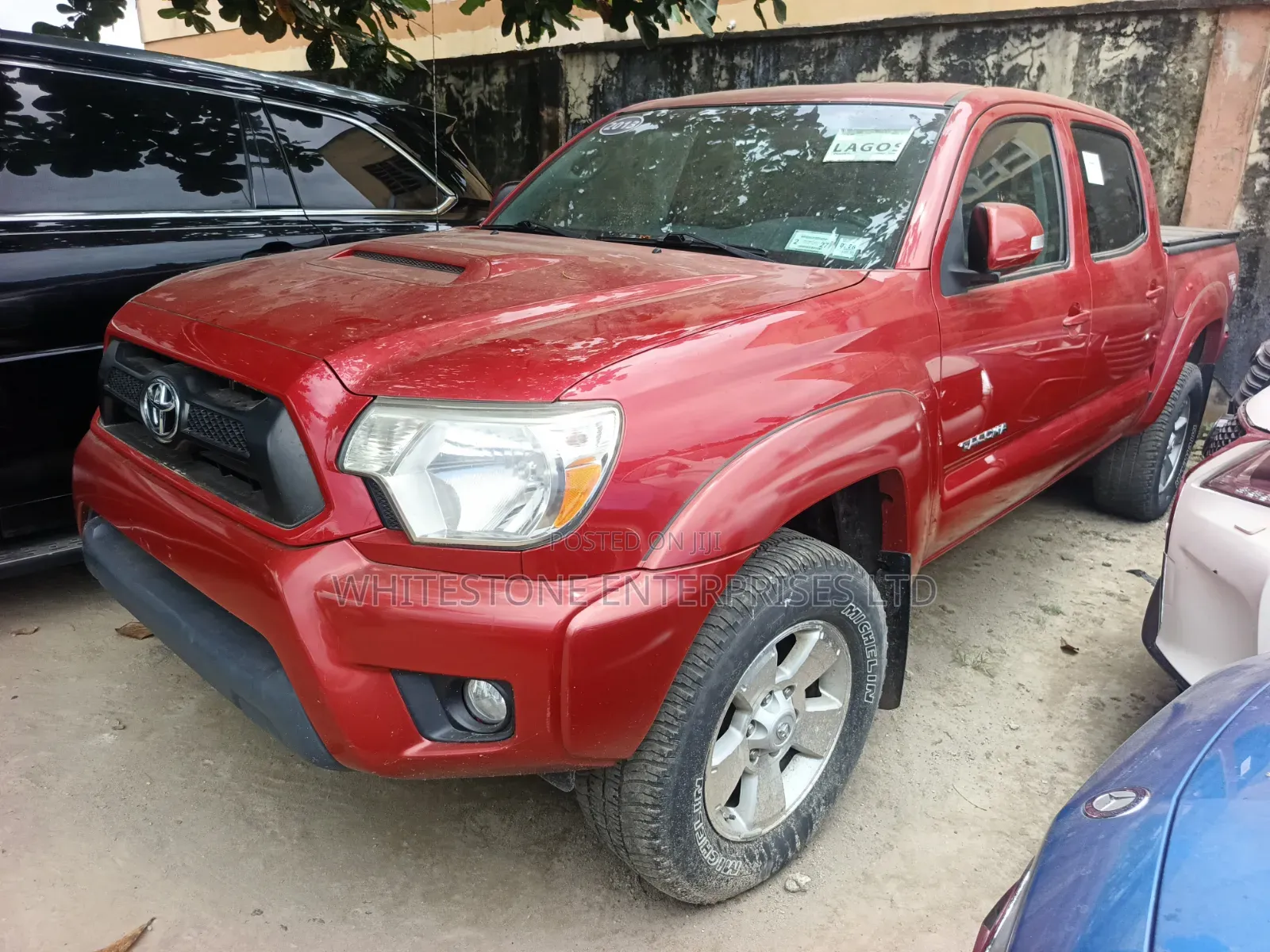 Toyota Tundra 2015 Red