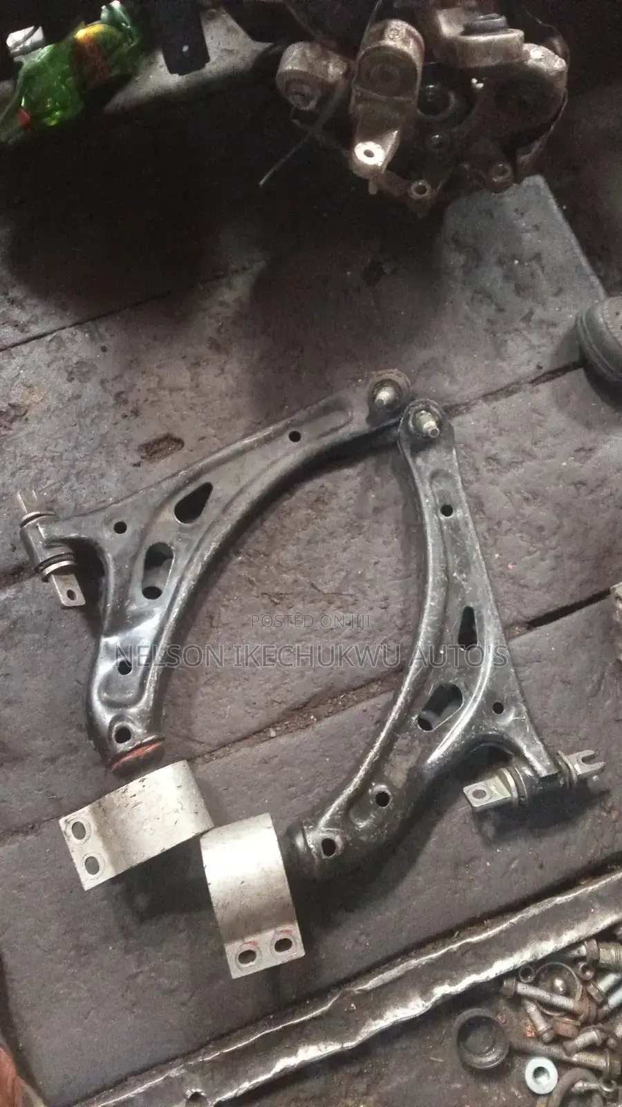 Lower Arm GMC Acadia 2017