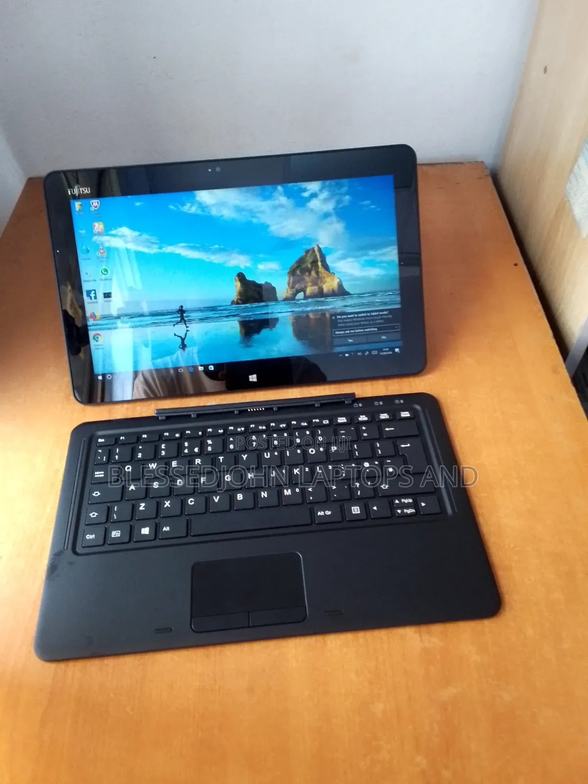 Laptop Fujitsu Stylistic Q702 4GB Intel Core i3 SSD 128GB