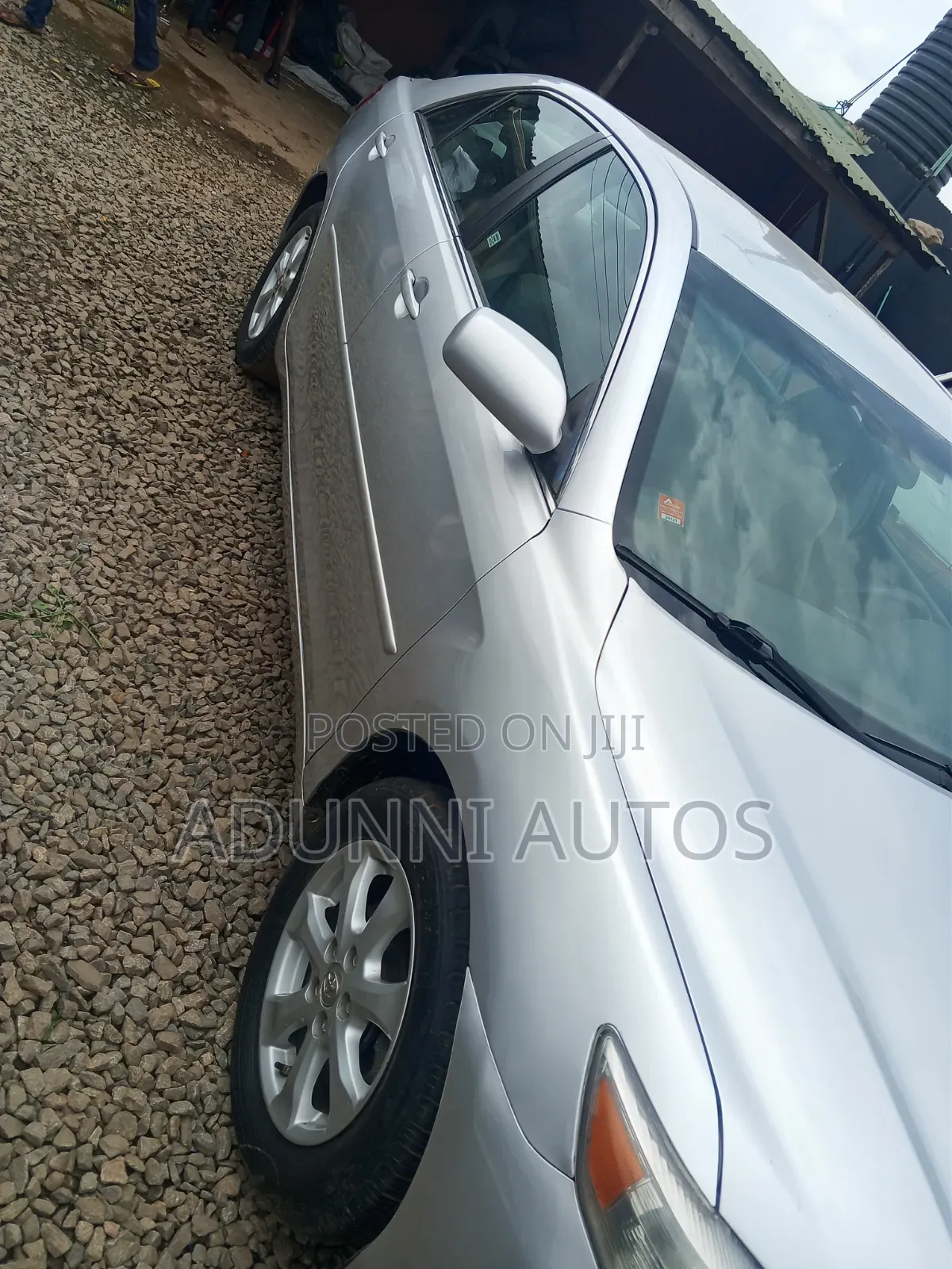 Toyota Camry LE 4dr Sedan (2.5L 4cyl 6A) 2011 Silver