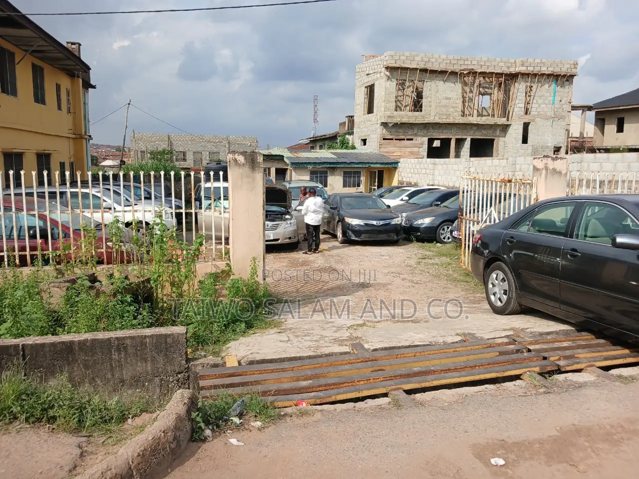 550sqm of Land