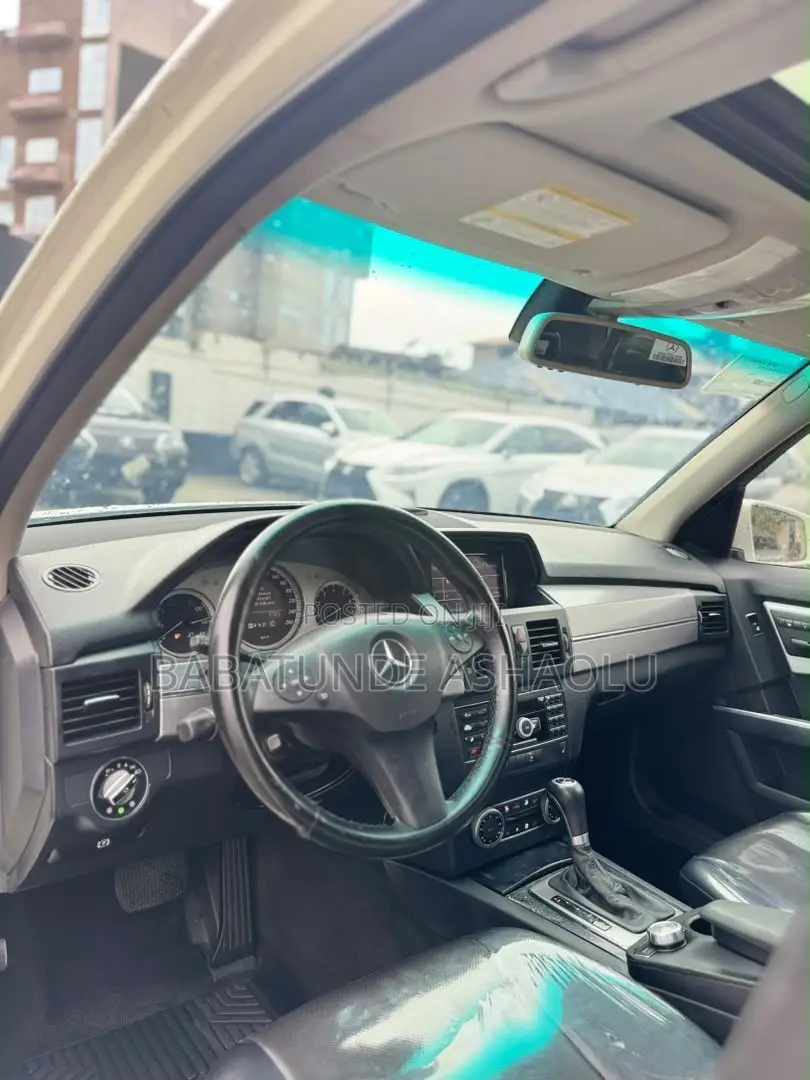Mercedes-Benz GLK-Class 350 4MATIC 2010 White