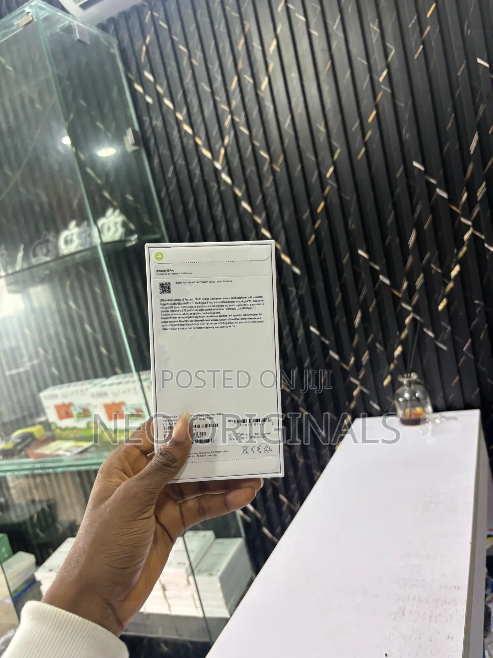 New Apple iPhone 15 Pro 128 GB Black