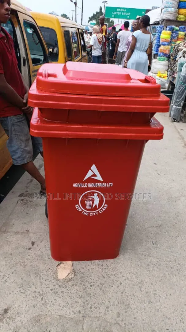 Trash Can Trash Bin