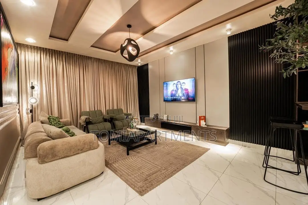 Luxury 3 Bedroom Shortlet Apartment in Ikate, Lekki