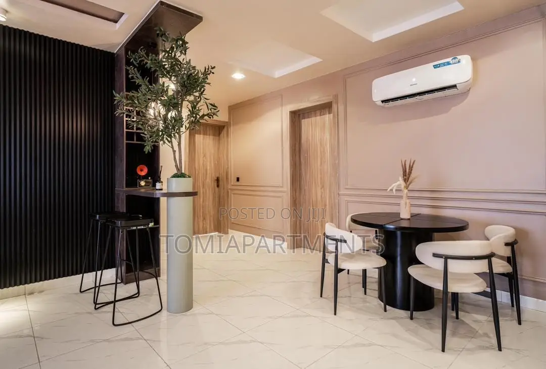 Luxury 3 Bedroom Shortlet Apartment in Ikate, Lekki