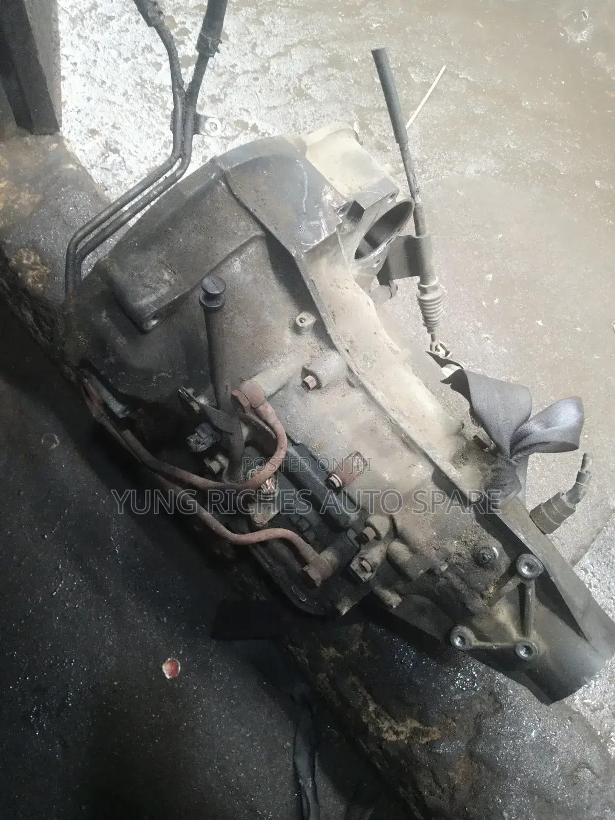 Daihatsu Atrai 7 4-Plug Gearbox 2WD – Clean Tokunbo