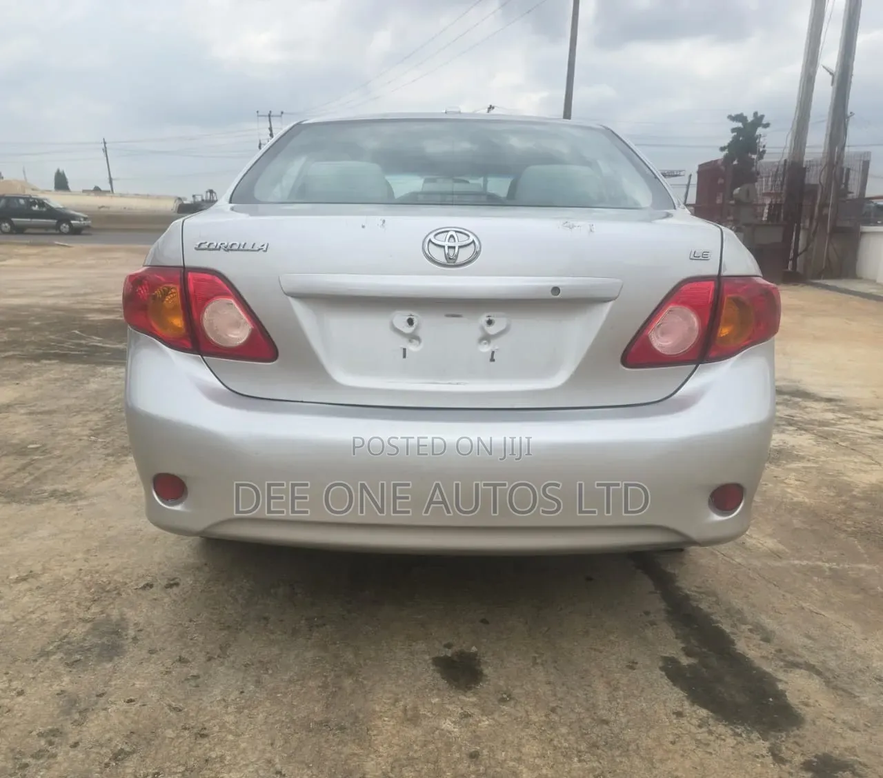 Toyota Corolla LE 4dr Sedan (1.8L 4cyl 4A) 2010 Silver