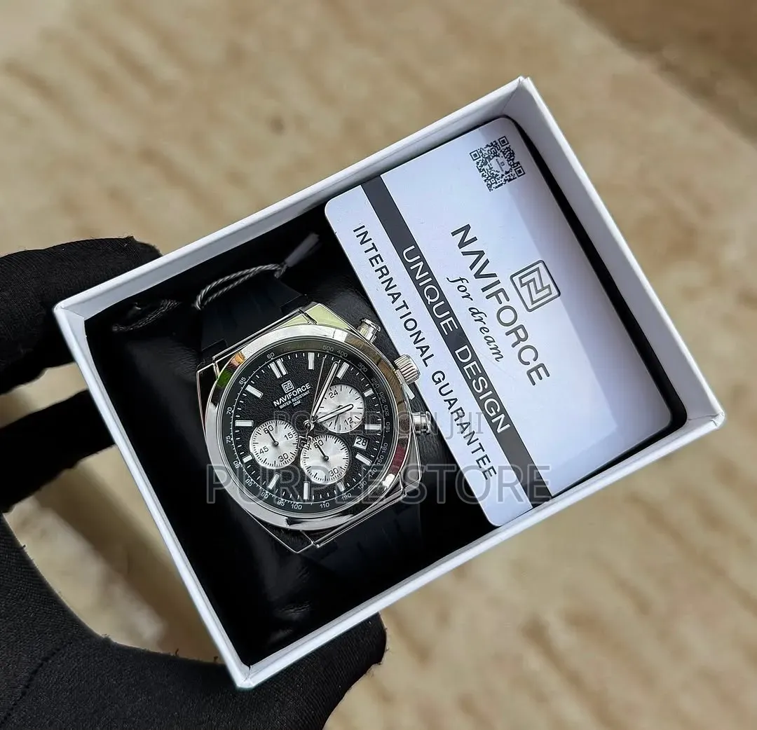 Naviforce Luxury Chronograph Watch