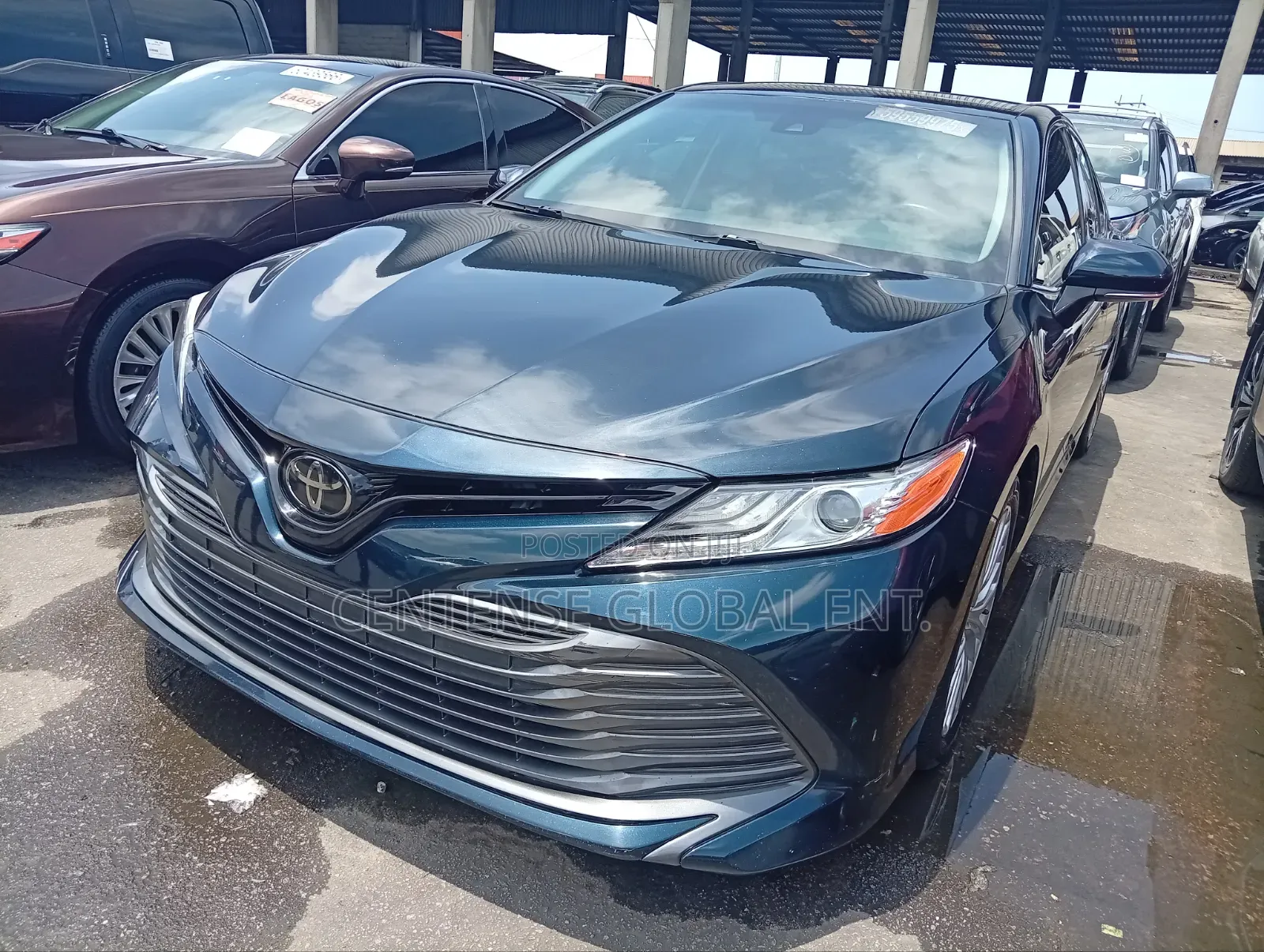 Toyota Camry 2020 Blue