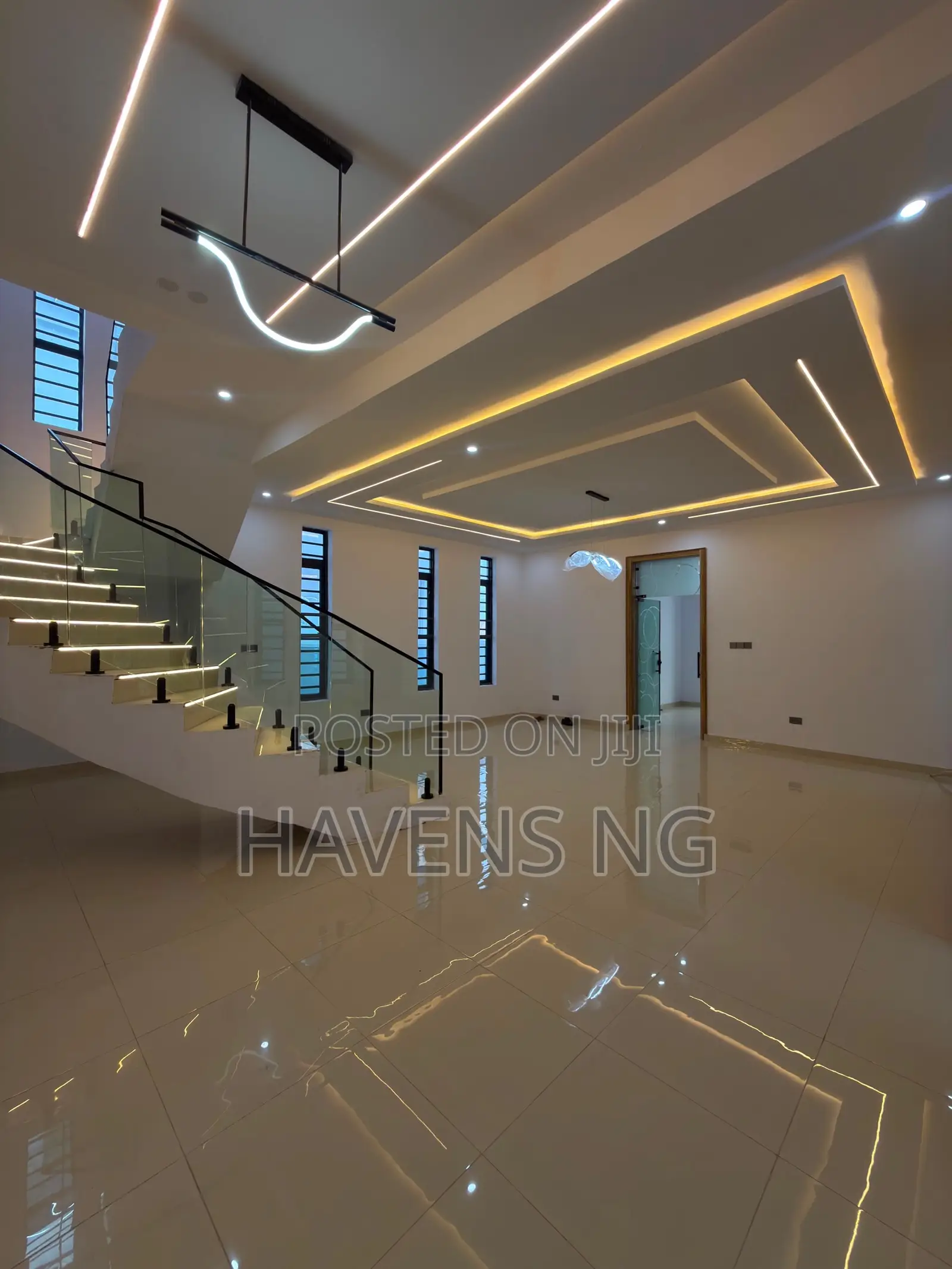4bdrm Duplex in Akobo for sale