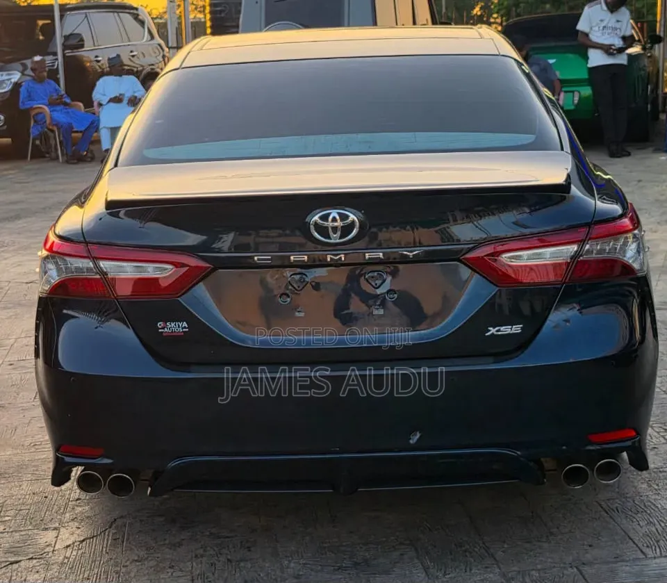 Toyota Camry 2018 Black