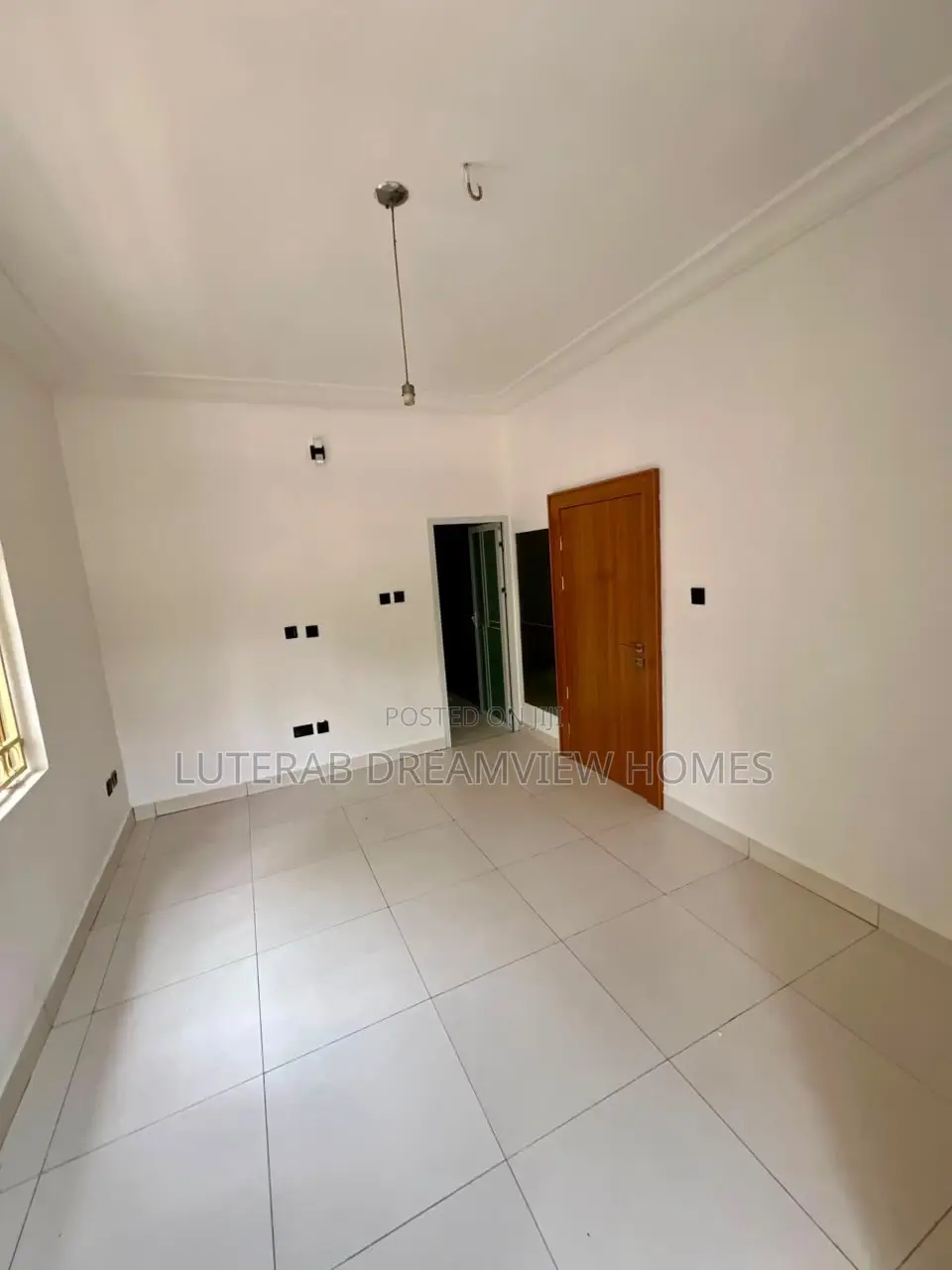 3bdrm Block of Flats in Jabi Main for rent