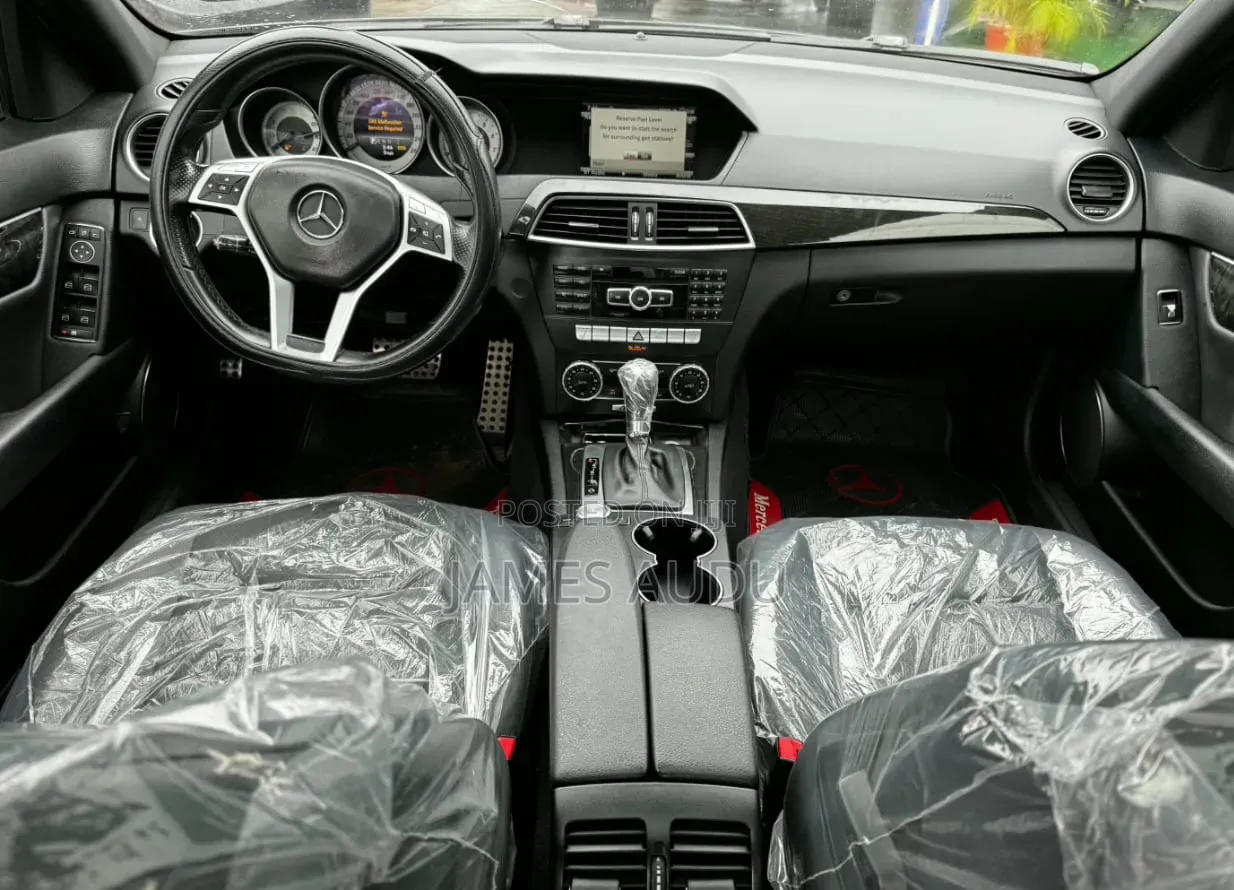 Mercedes-Benz C300 2014