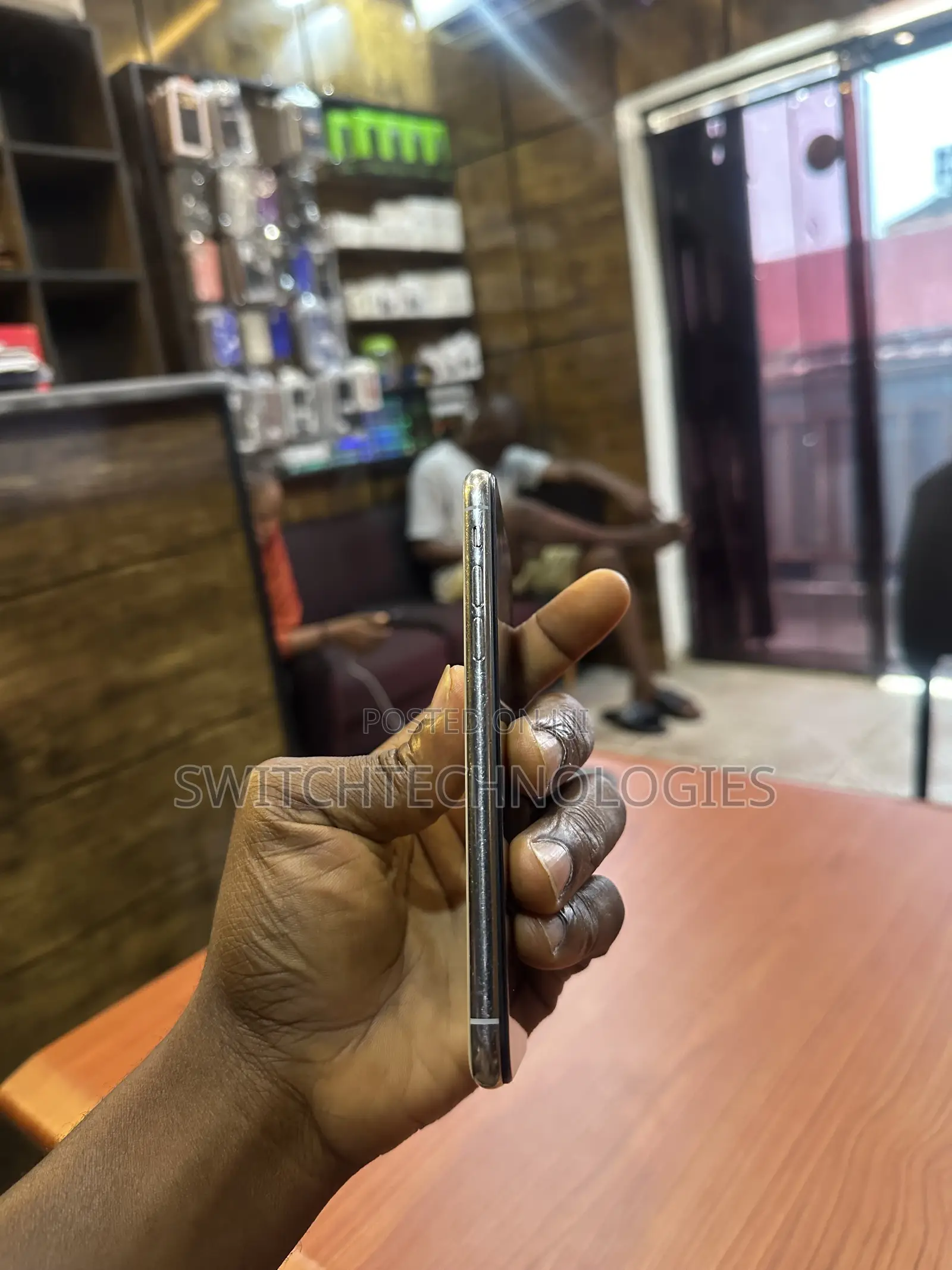 Apple iPhone X 64 GB White