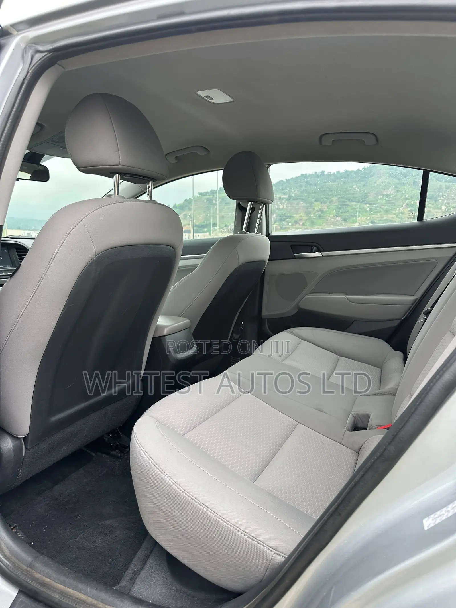 Hyundai Elantra SE 2021 Silver