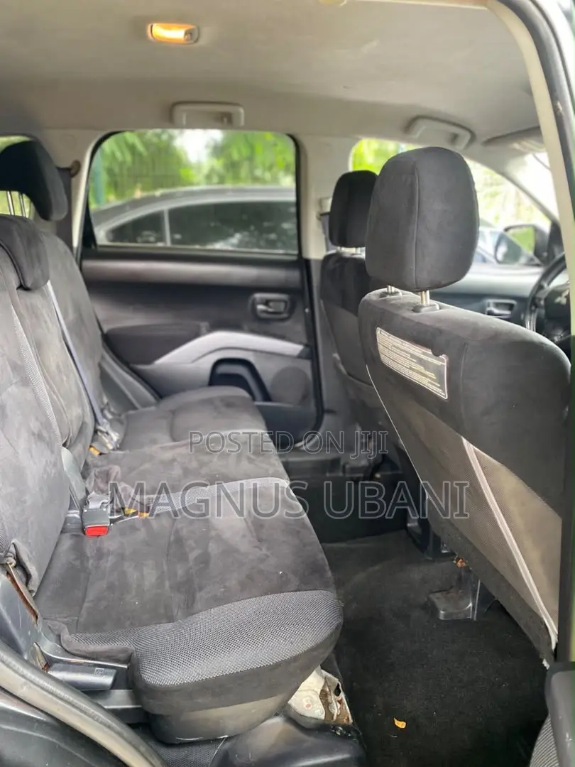 Mitsubishi Outlander 2.4 2009 Black