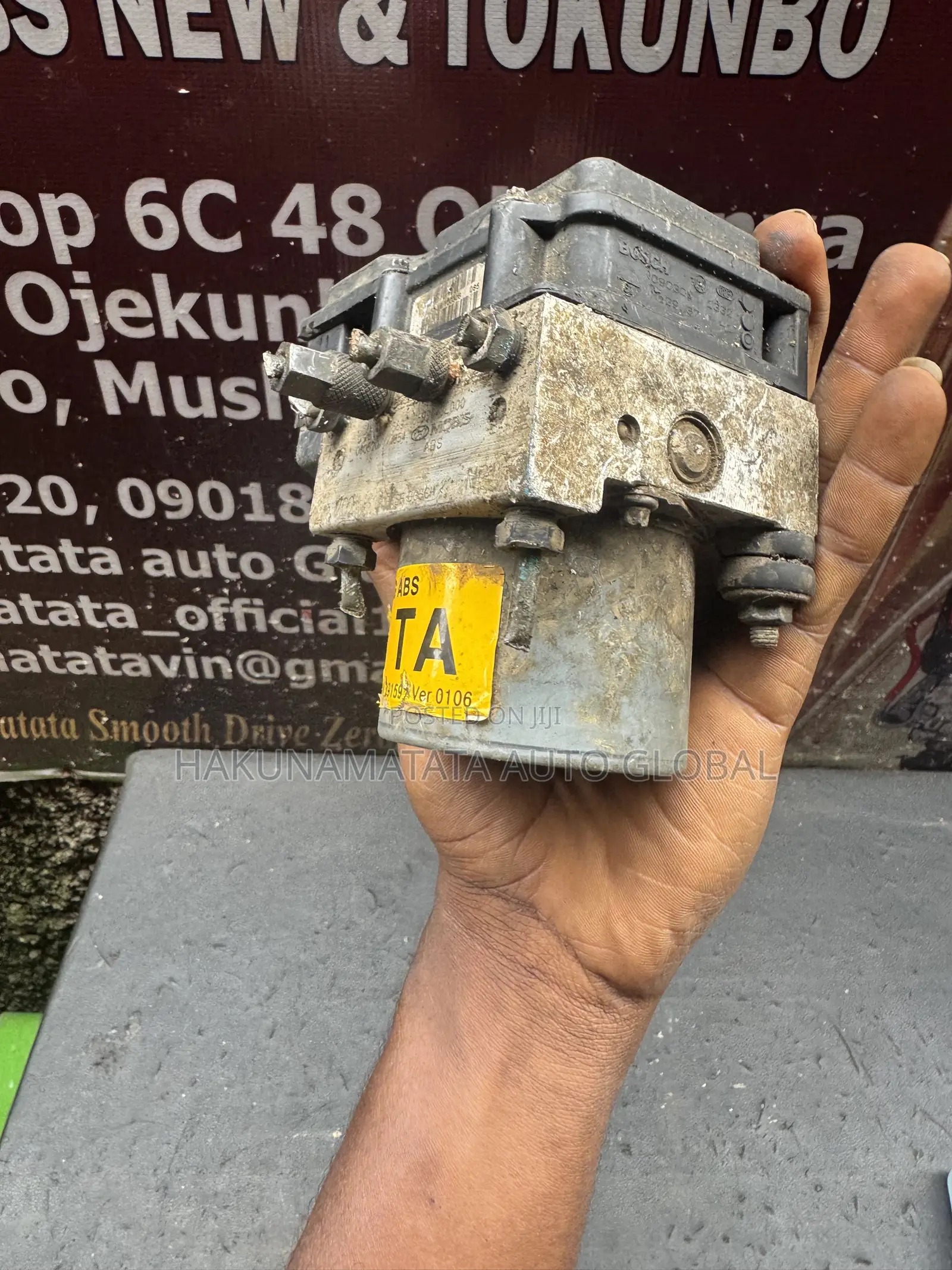 Abs Module for Hyundai Grabdeur 2008-2012