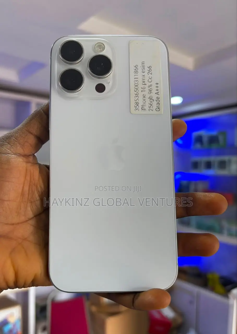Apple iPhone 16 Pro Max 256 GB White