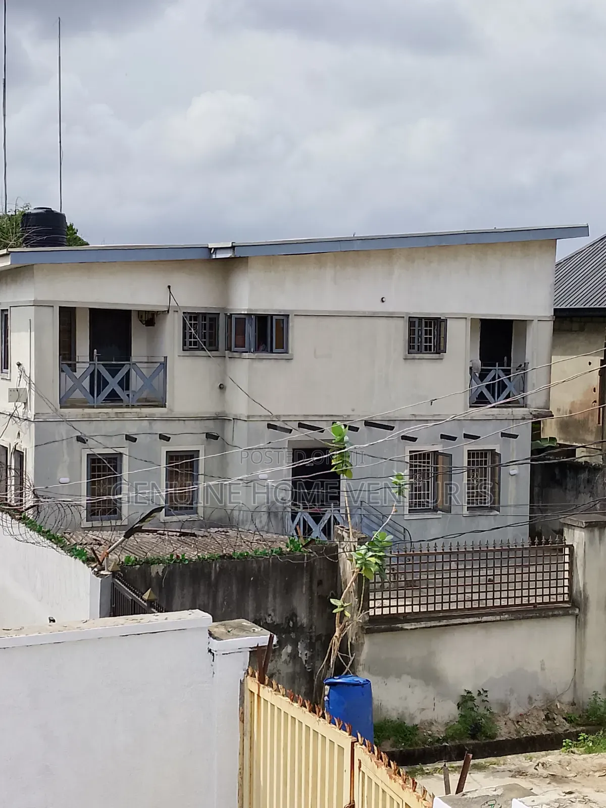 8bdrm Block of Flats in Ebute for sale