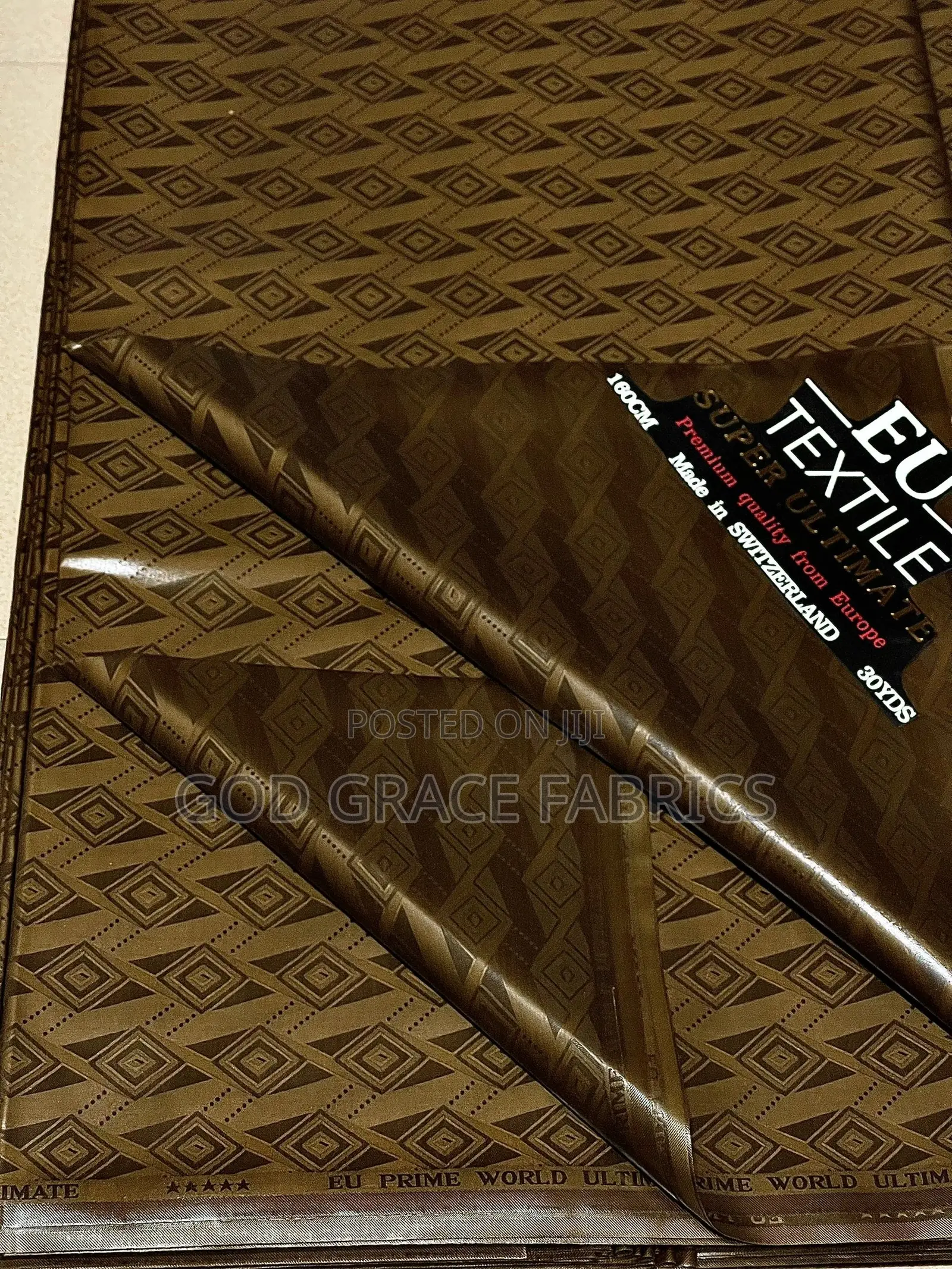 Super Ultimate Cotton Swiss Guinea Brocade