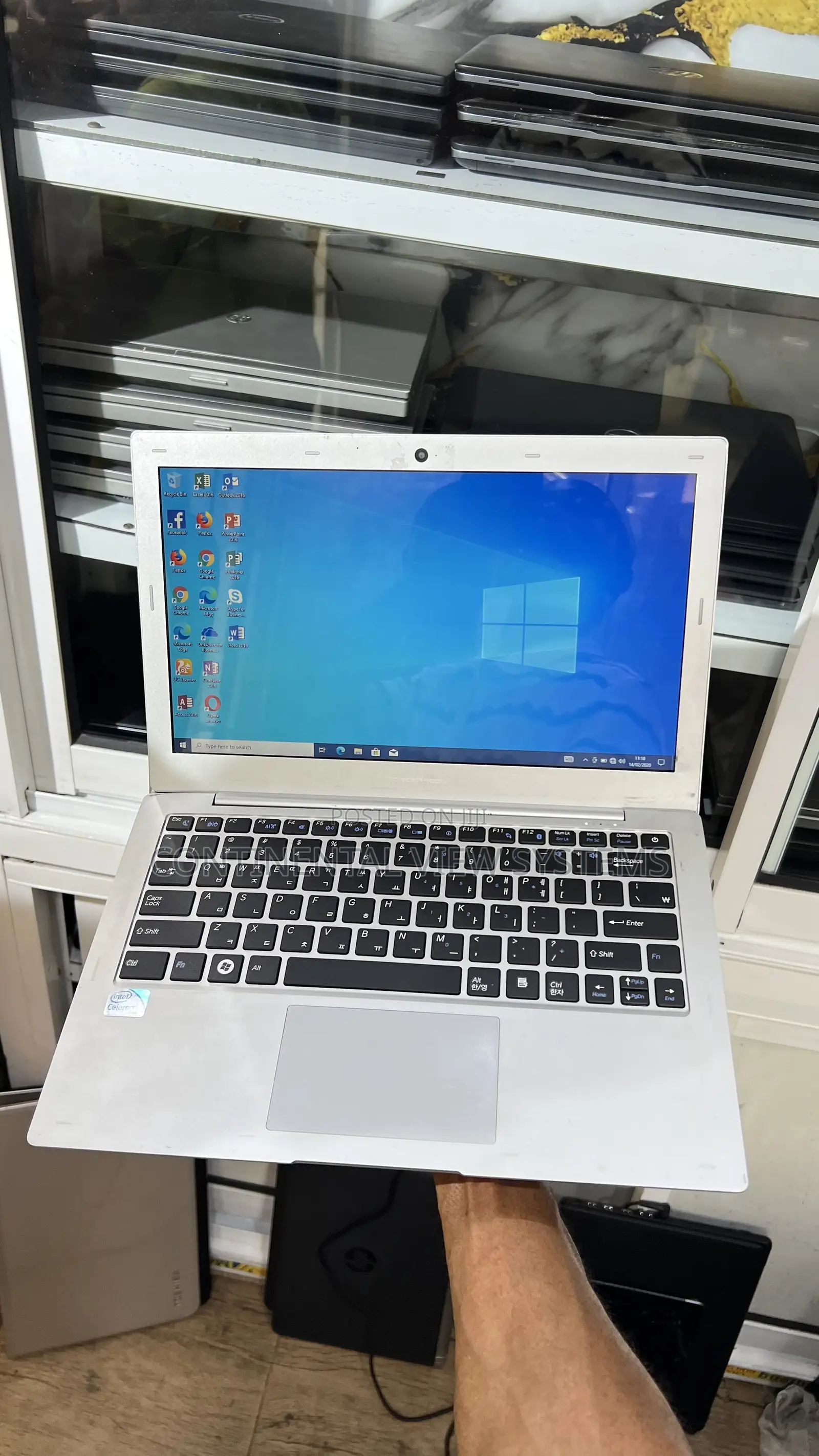 Laptop 4GB Intel Celeron HDD 160GB
