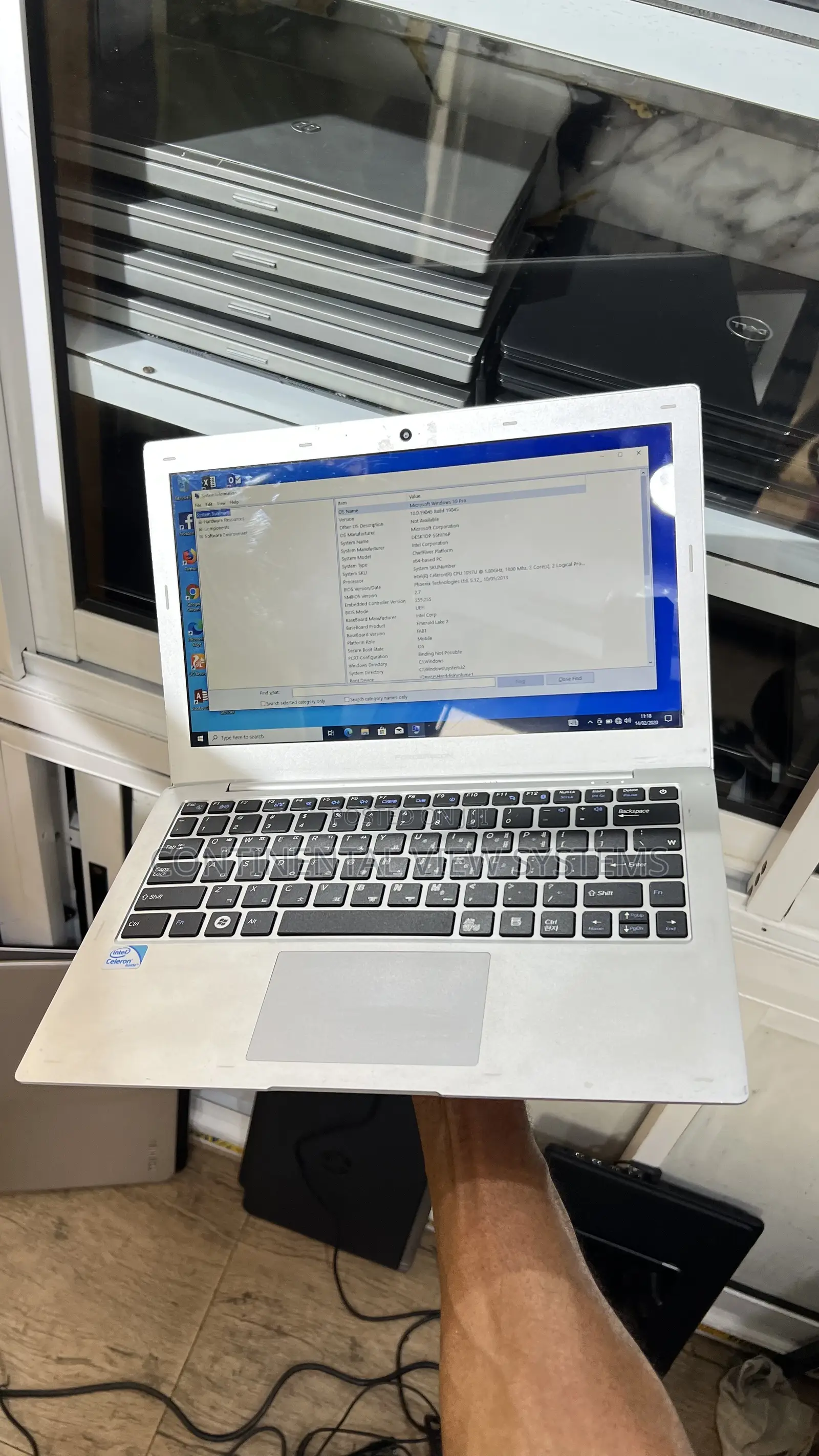 Laptop 4GB Intel Celeron HDD 160GB