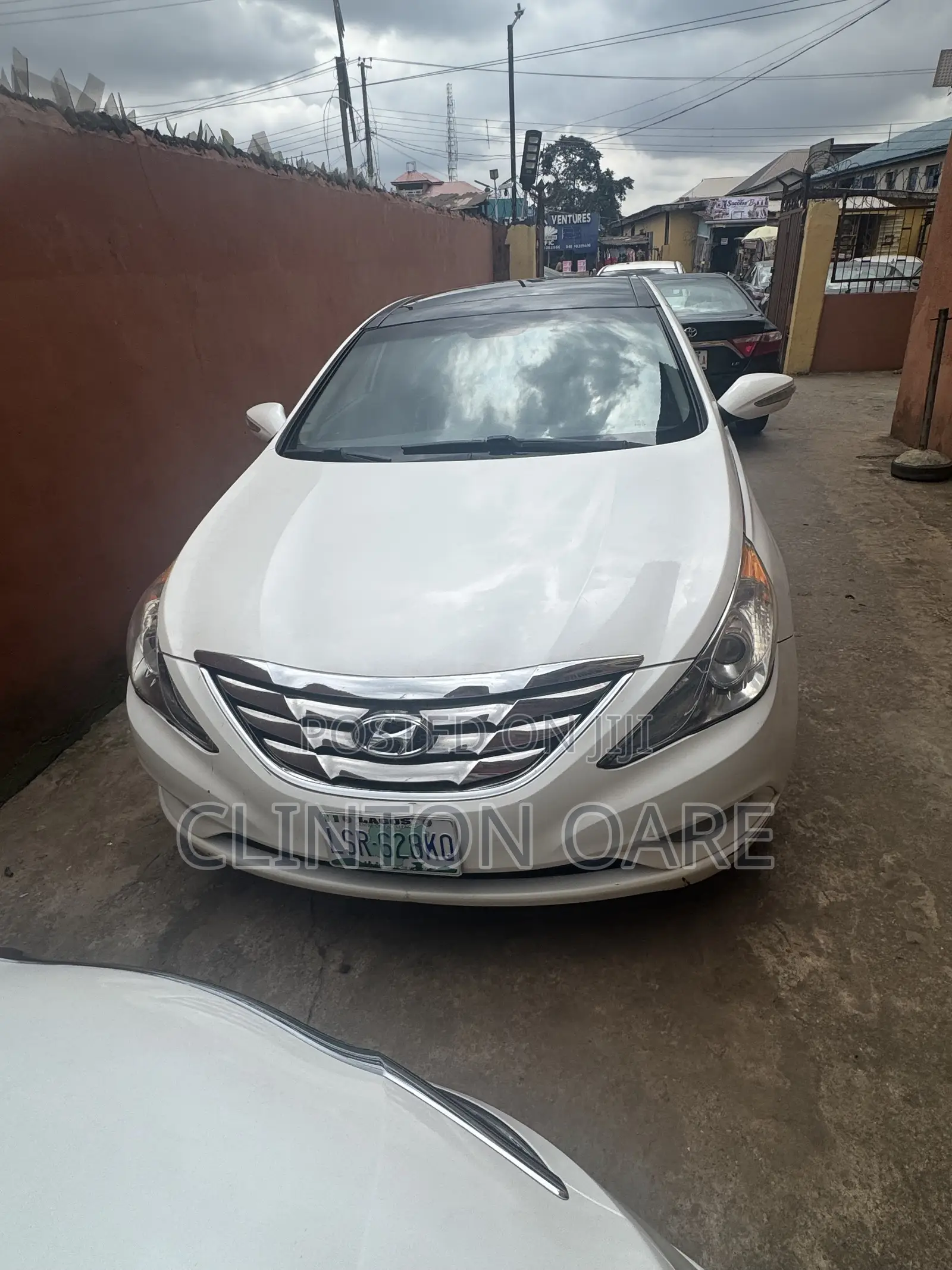 Hyundai Sonata GLS Sedan FWD (2.4L 4cyl 6A) 2011 White
