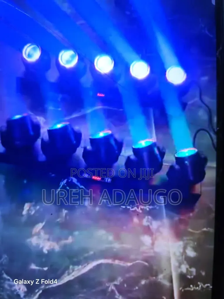 5 Moving Heads With Lesser