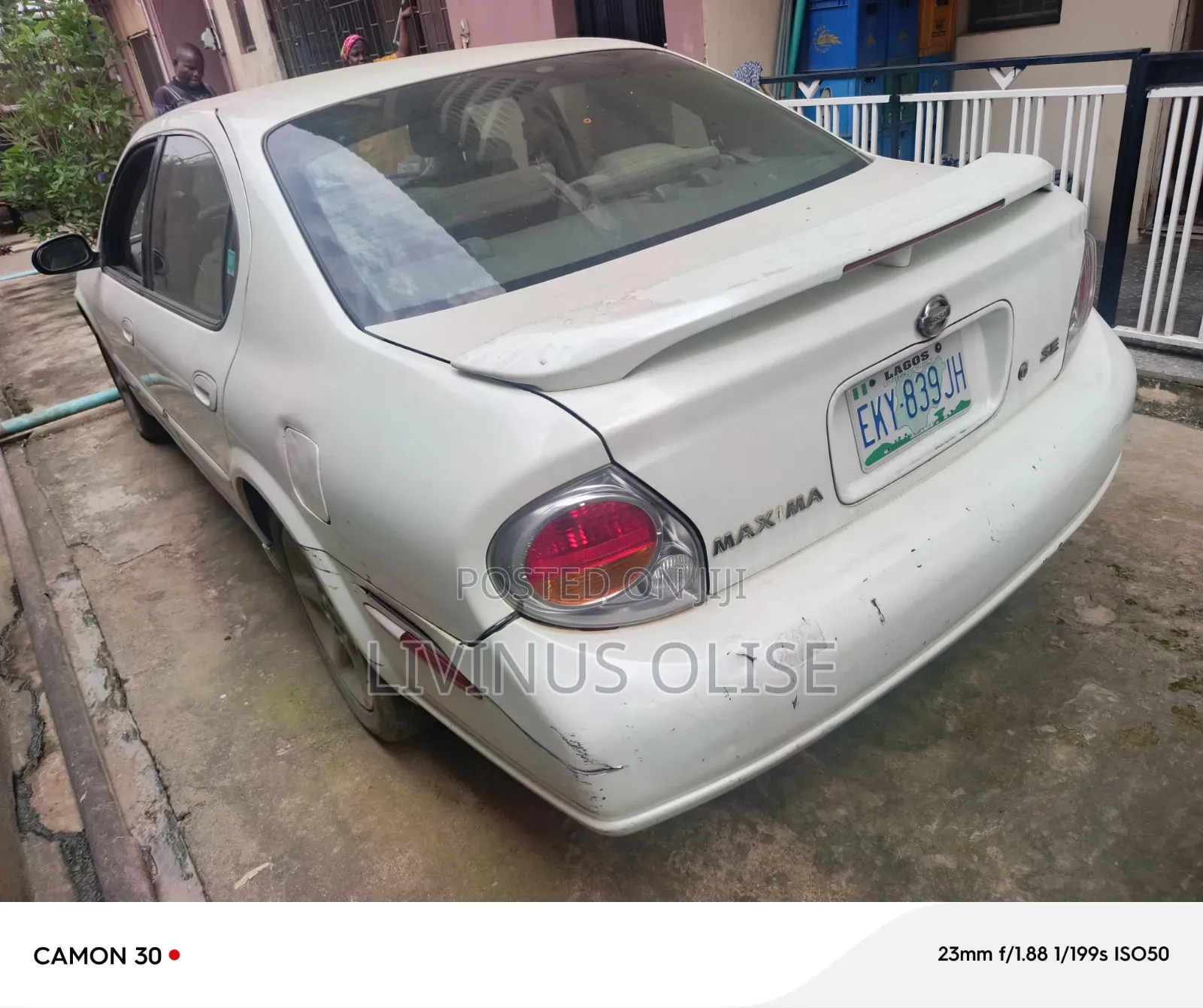 Nissan Maxima 2002 White
