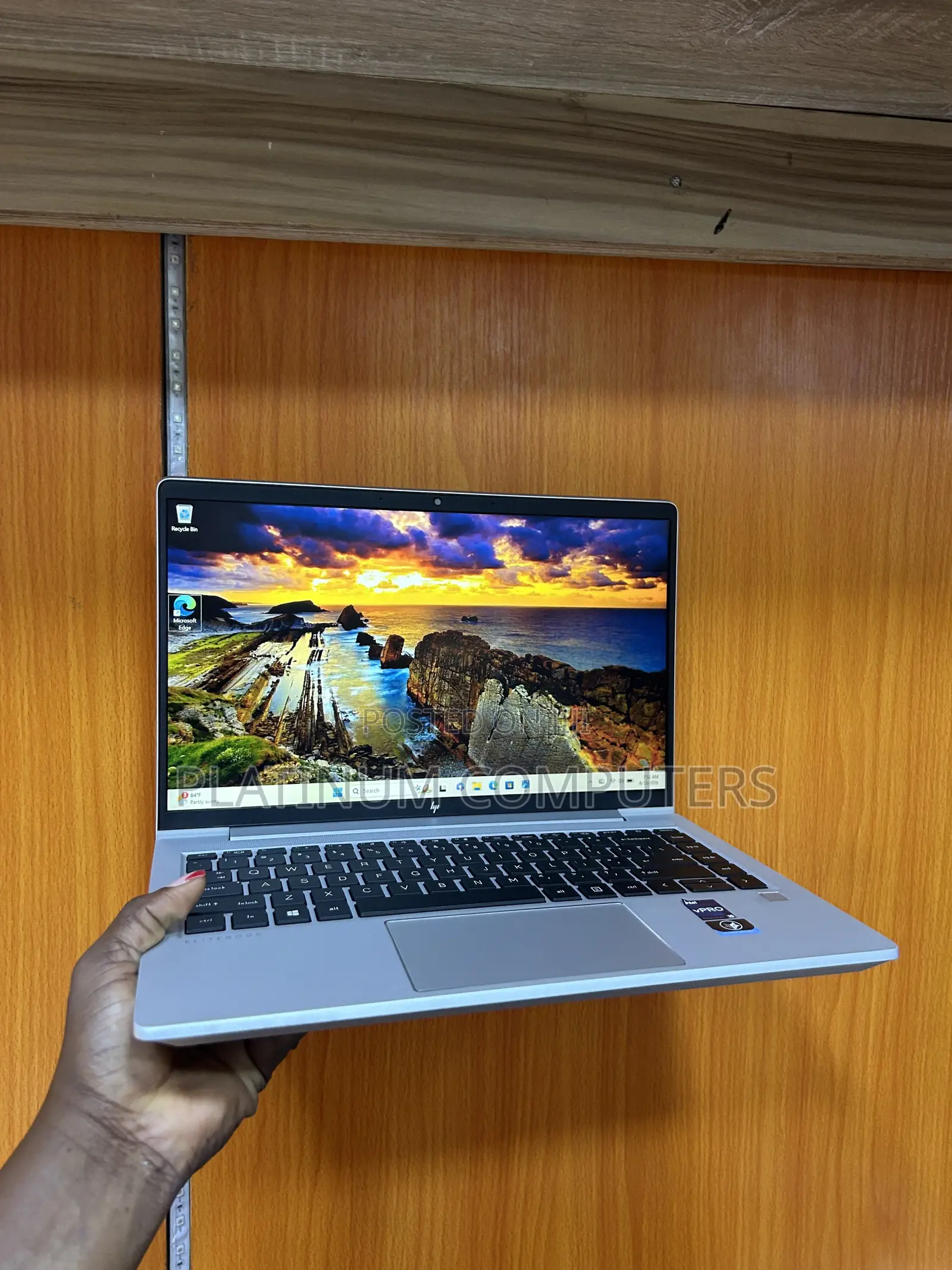 Laptop HP EliteBook 640 G10 16GB Intel Core i5 SSD 512GB