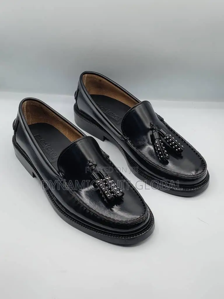 Pastorei Shoes