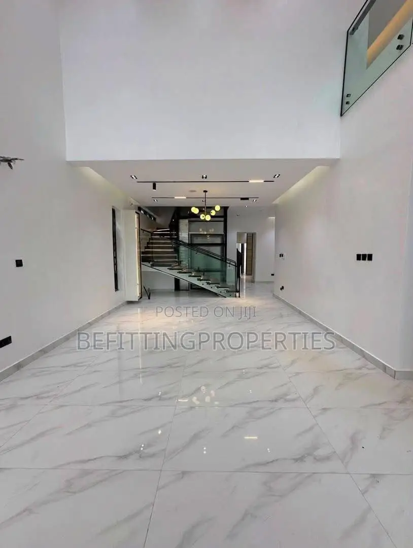 6bdrm Duplex in Abuja (FCT) for sale