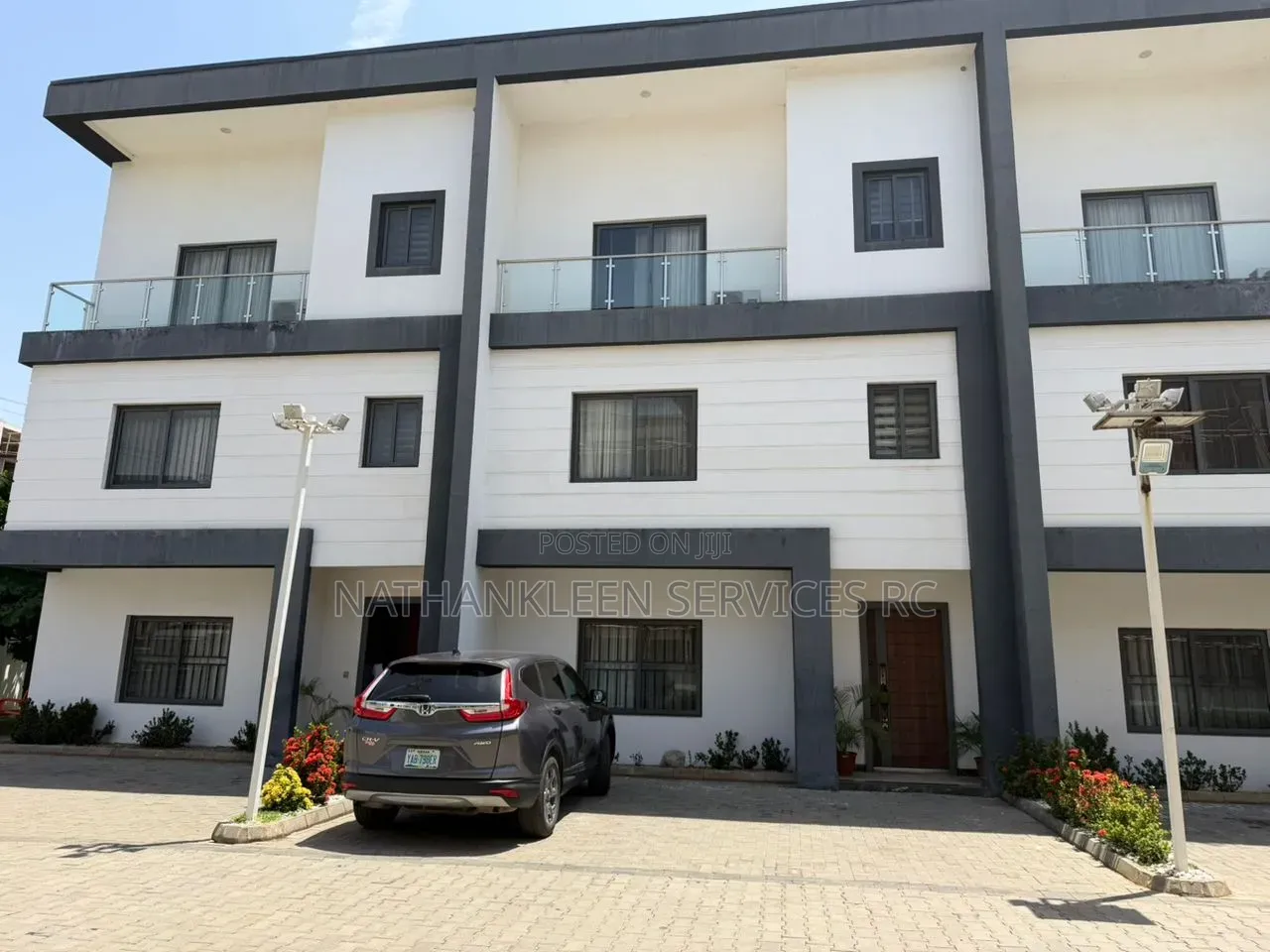 Five (5) Bedroom Luxury Apartment in Jahi for Normal Stay and Parties.