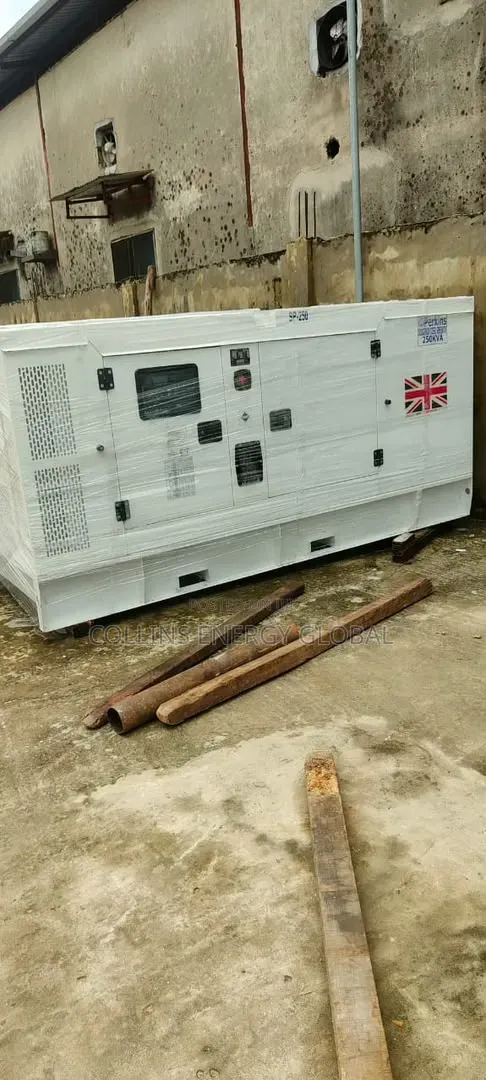250kva Brand New UK Perkins Soundproof Copper Coil Generator