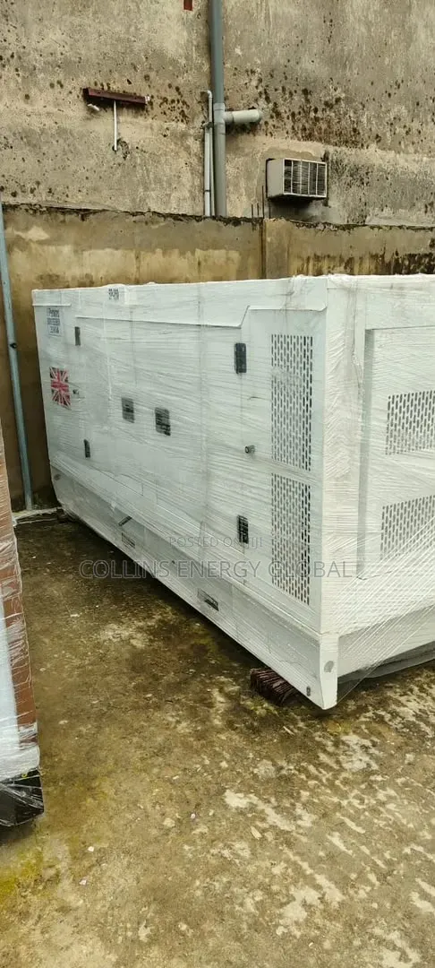 250kva Brand New UK Perkins Soundproof Copper Coil Generator