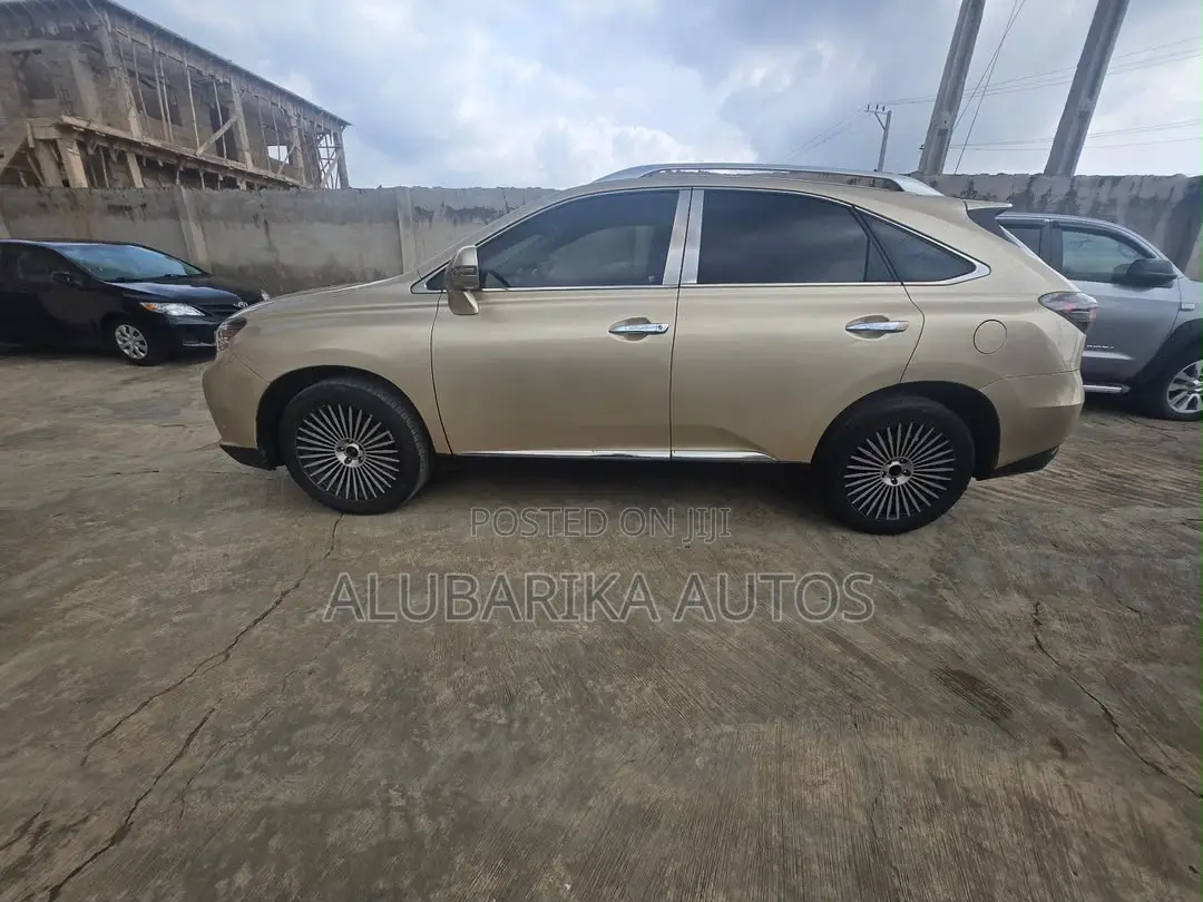 Lexus RX 2012 Gold