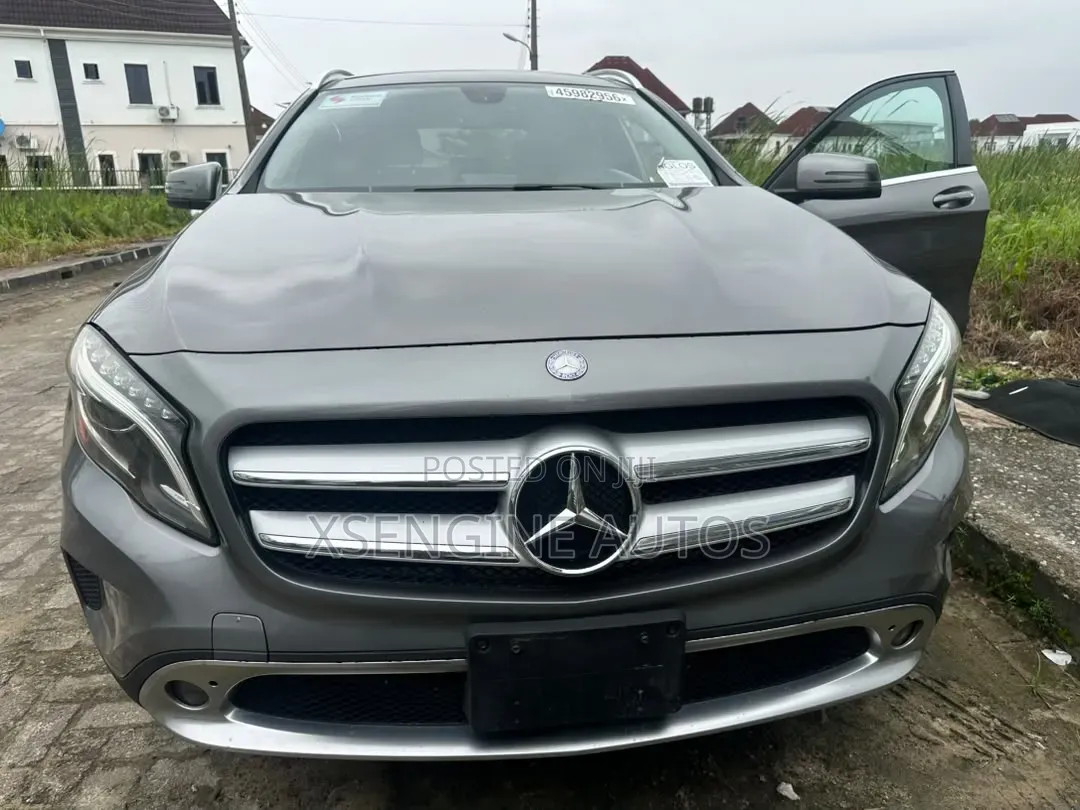 Mercedes-Benz GLA-Class 2016 Gray